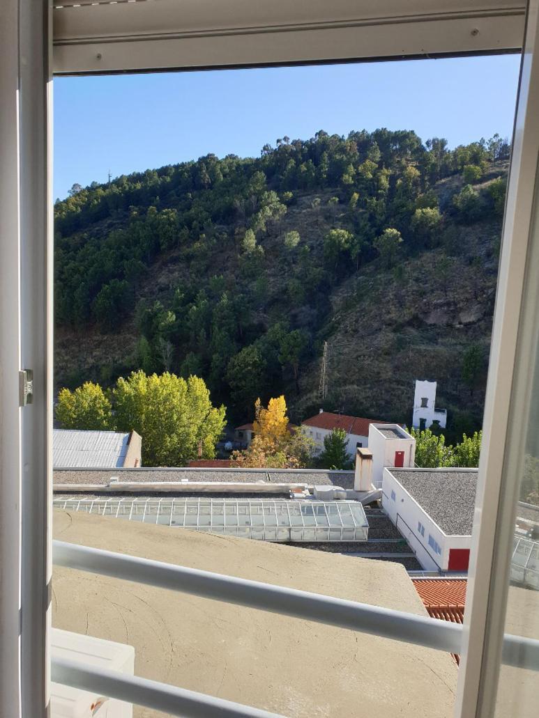 Altavista Penthouse T2 Apartment Covilhã Room photo